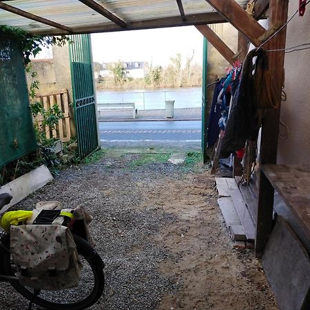 Les Balcons Sur La Loire Acomodação com café da manhã Chalonnes-sur-Loire Exterior foto