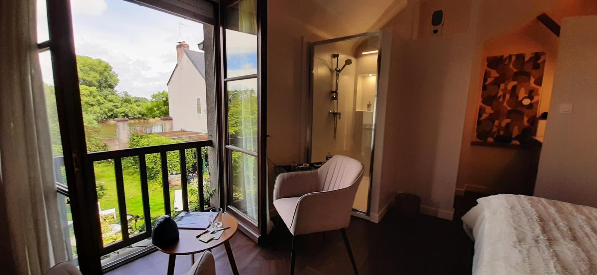 Les Balcons Sur La Loire Acomodação com café da manhã Chalonnes-sur-Loire Exterior foto